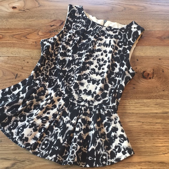 Mossimo Peplum Tank Top - Picture 1 of 4